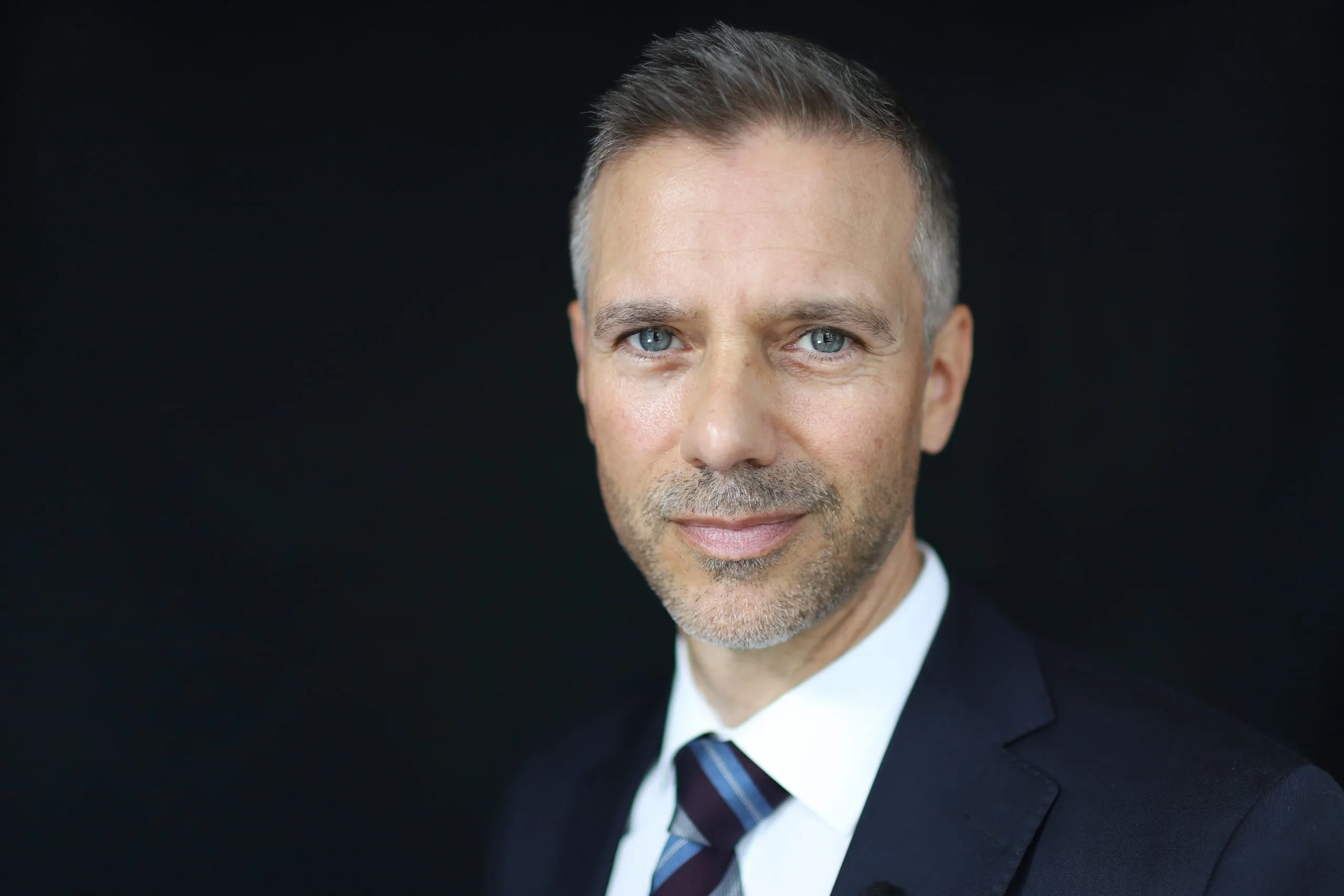 Dr. Paul Viio
